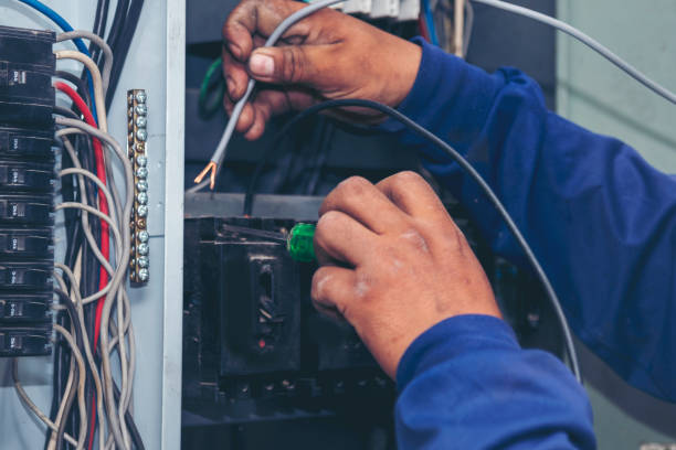 Best Residential Electrician Services  in Crystal Lawns, IL